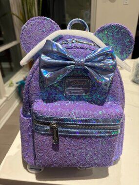 NWT Loungefly Disney Mini Backpack Minnie Mouse Celebration Iridescent Sequin